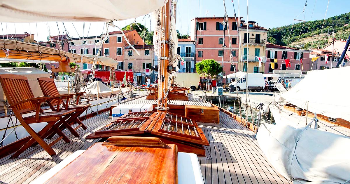 Stay Overnight on a 60 Foot Yacht